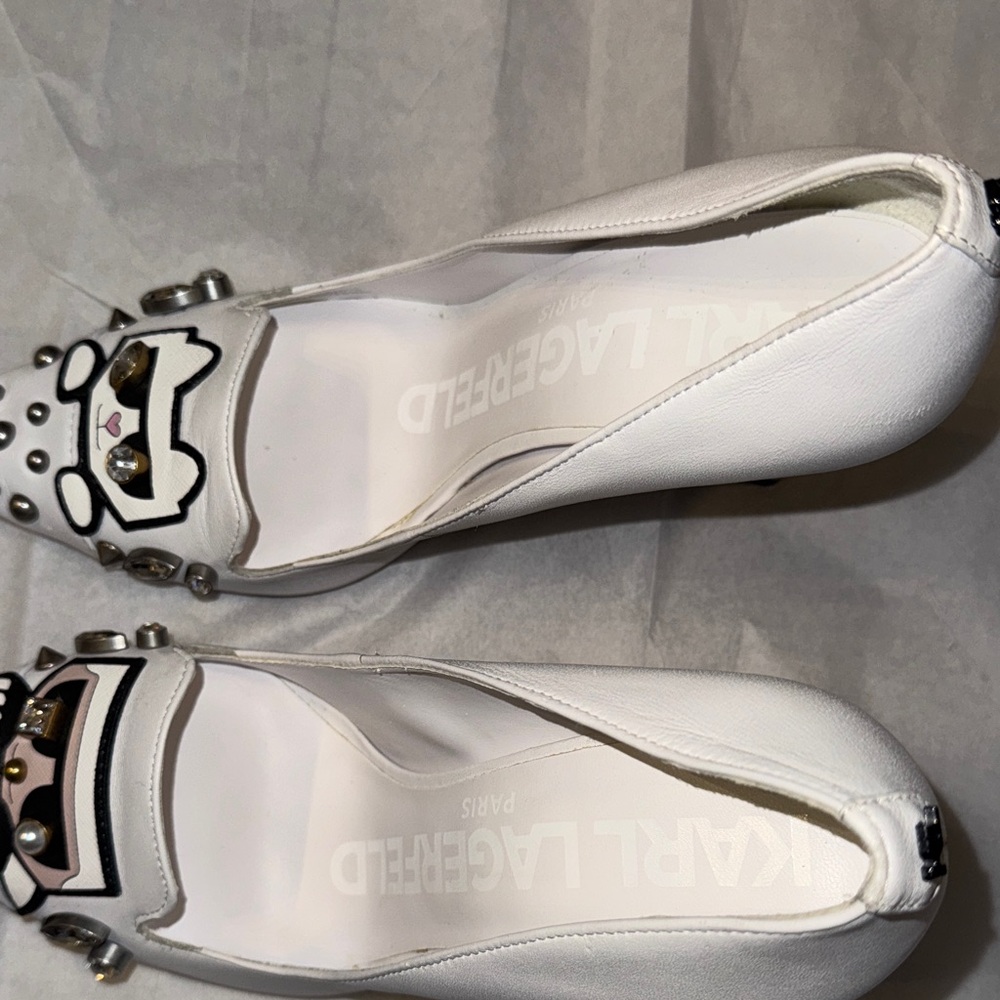 Karl Lagerfeld White Pointed Toe Studded Kitten Heel Pumps - Picture 4 of 6